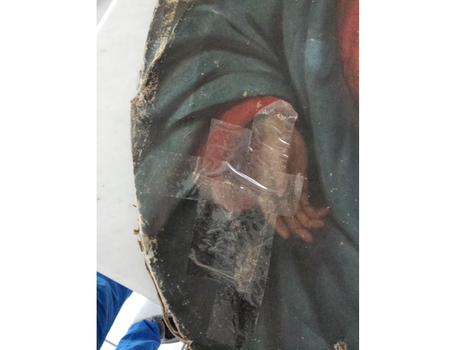 Restauri di chiesa: Antonietta Righi nei restauri di statue, crocifissi, arredi sacri, oggetti 